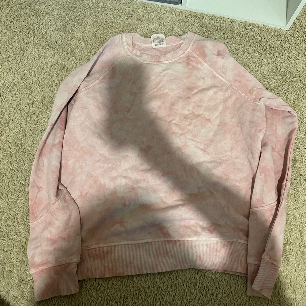 Jolyn tiedye crewneck